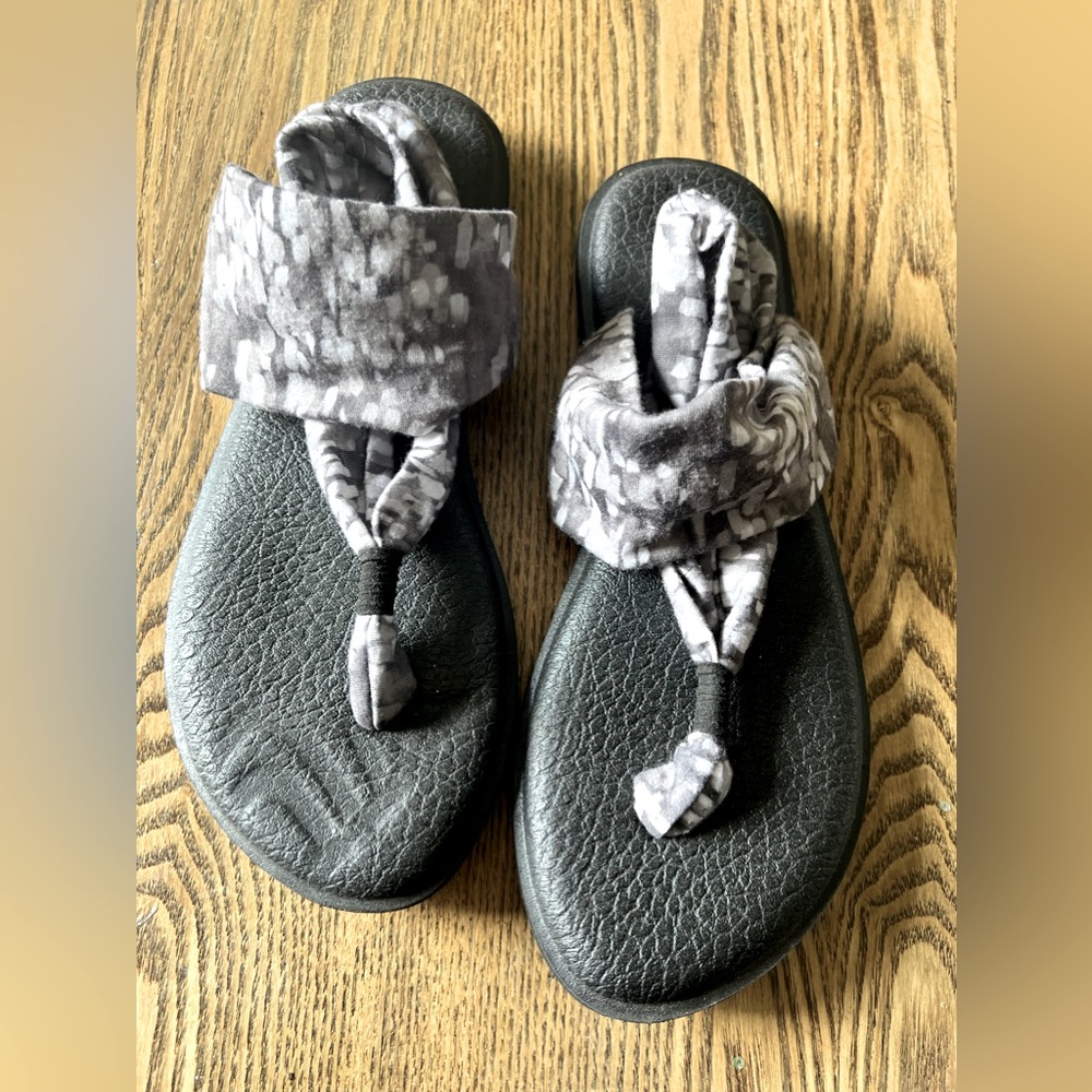 Sanuk Sandals